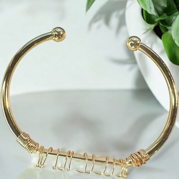 NEW 18K Yellow Gold-Plated Open Cuff with Wire-Wrapped Natural Selenite Crystal - Picture 8 of 12